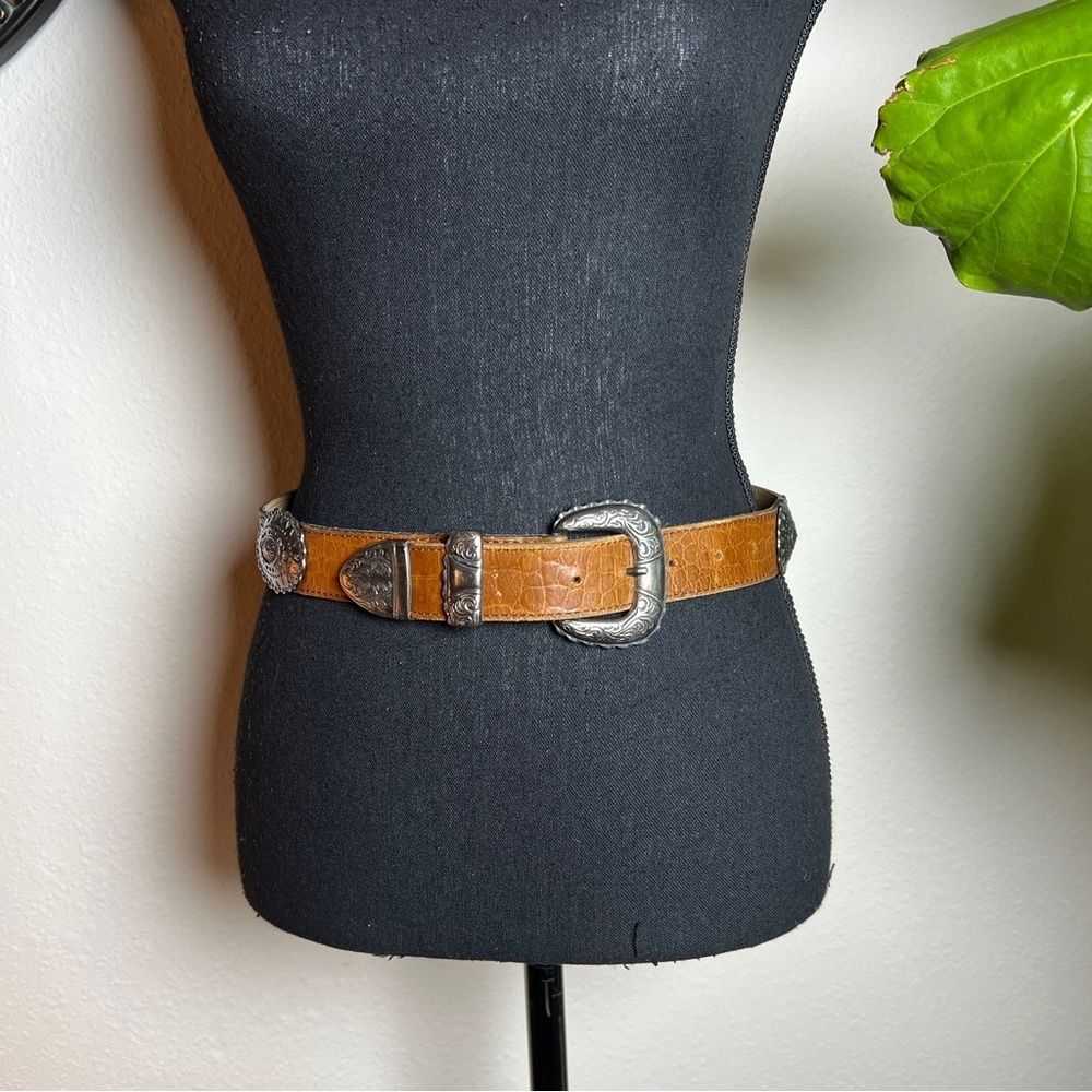 Women’s Western Silver Antique Tone Concho Reptile Embossed Brown Belt 30 - Picture 12 of 15